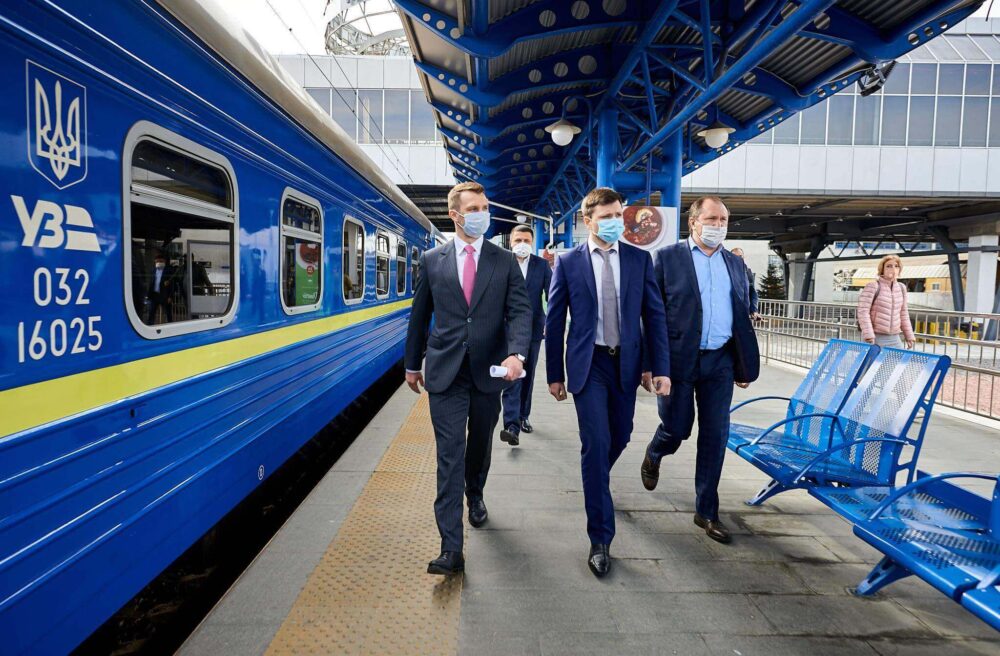 «Укрзалізниця» оголосила умови перевезення  пасажирів під час карантину